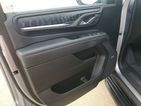 Certified 2024 GMC Yukon XL Denali w/ Max Trailering Package image 30