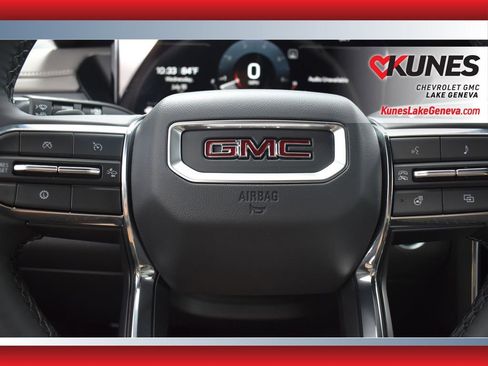 New 2025 GMC Acadia Elevation image 12