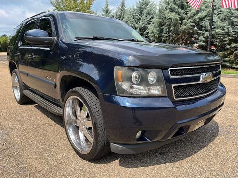 Used 2008 Chevrolet Tahoe LT AWD/4WD image 32