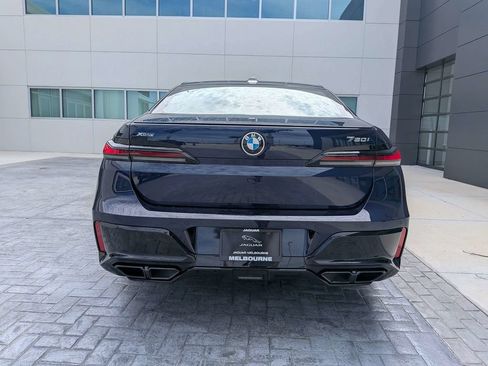 Used 2024 BMW 760i xDrive w/ Executive Package AWD/4WD image 5