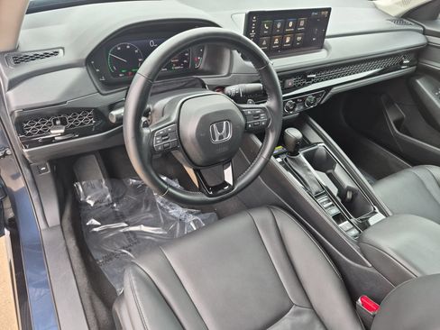Used 2025 Honda Accord EX-L image 10