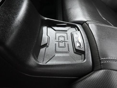 Used 2018 Chevrolet Camaro SS RWD image 33