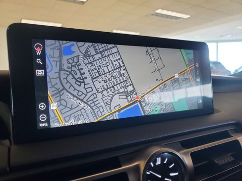 Used 2024 Lexus RC F w/ Performance Package image 29