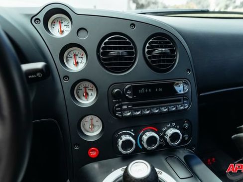 Used 2009 Dodge Viper ACR RWD image 15