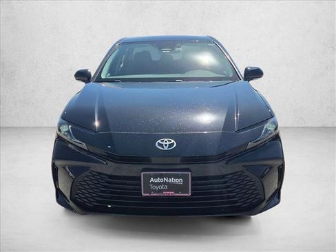 Used 2025 Toyota Camry LE FWD image 2