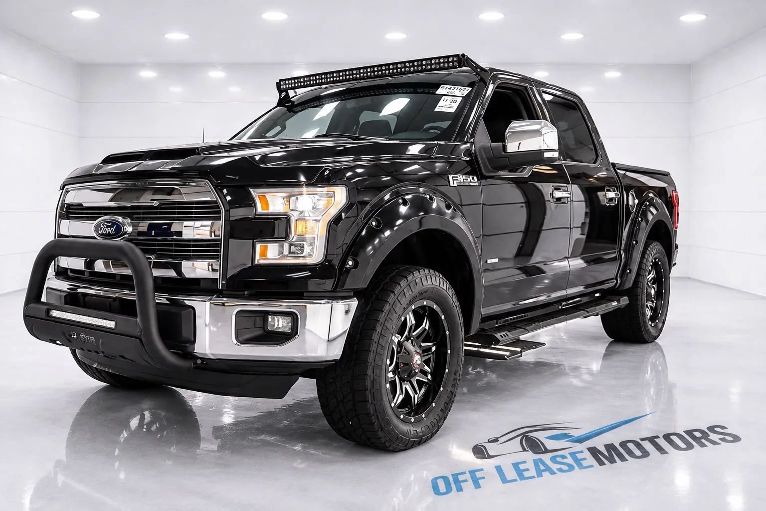 Used 2015 Ford F150 Lariat w/ Equipment Group 502A Luxury AWD/4WD image 1