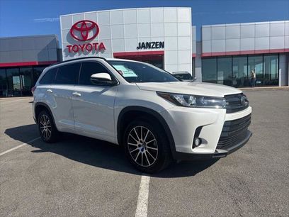 Certified 2018 Toyota Highlander SE