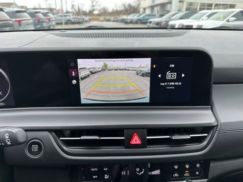 Used 2024 Kia Seltos EX image 36