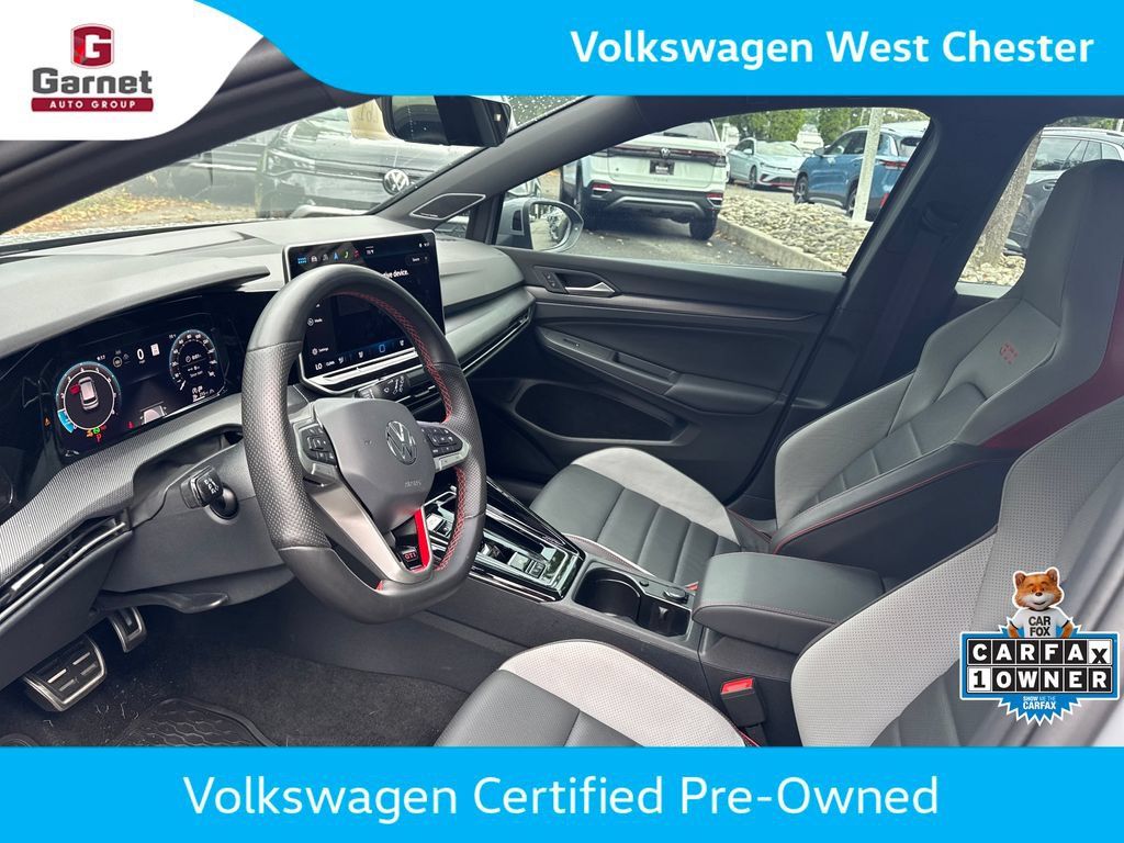 Certified 2025 Volkswagen GTI Autobahn FWD image 10