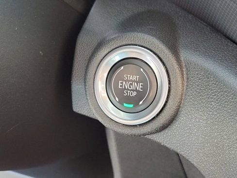 Used 2021 Chevrolet TrailBlazer LT w/ Convenience Package FWD image 34