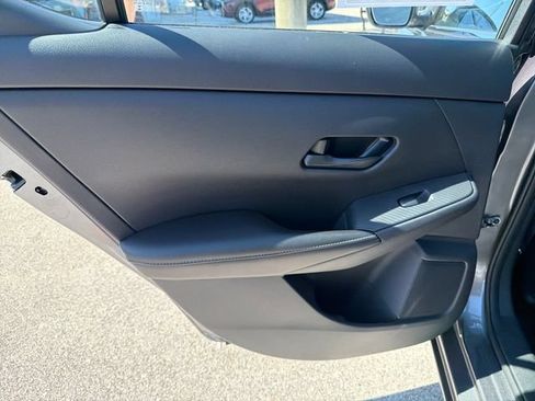 Used 2025 Nissan Sentra SV FWD image 50