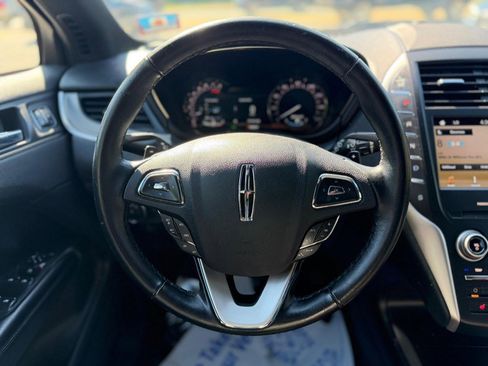 Used 2017 Lincoln MKC Premiere AWD/4WD image 24