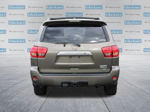Used 2016 Toyota Sequoia Platinum image 7