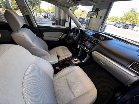 Used 2016 Subaru Forester 2.5i Premium w/ All-Weather Package AWD/4WD image 49