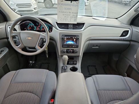 Used 2015 Chevrolet Traverse LS image 16