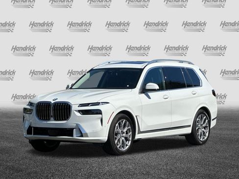 Used 2026 BMW X7 xDrive40i AWD/4WD image 9
