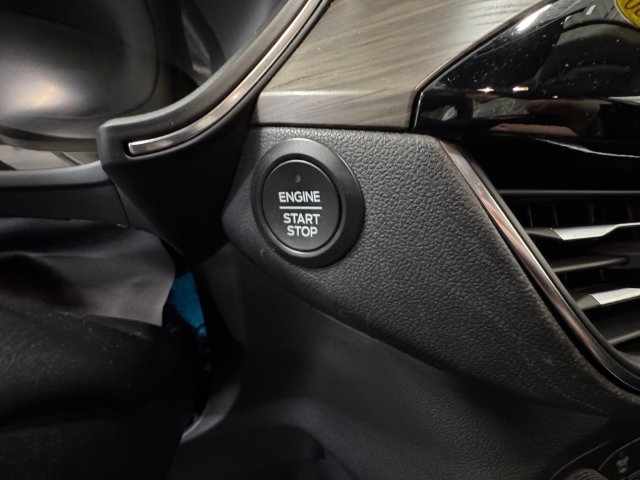 Used 2020 Ford Escape Titanium AWD/4WD image 20