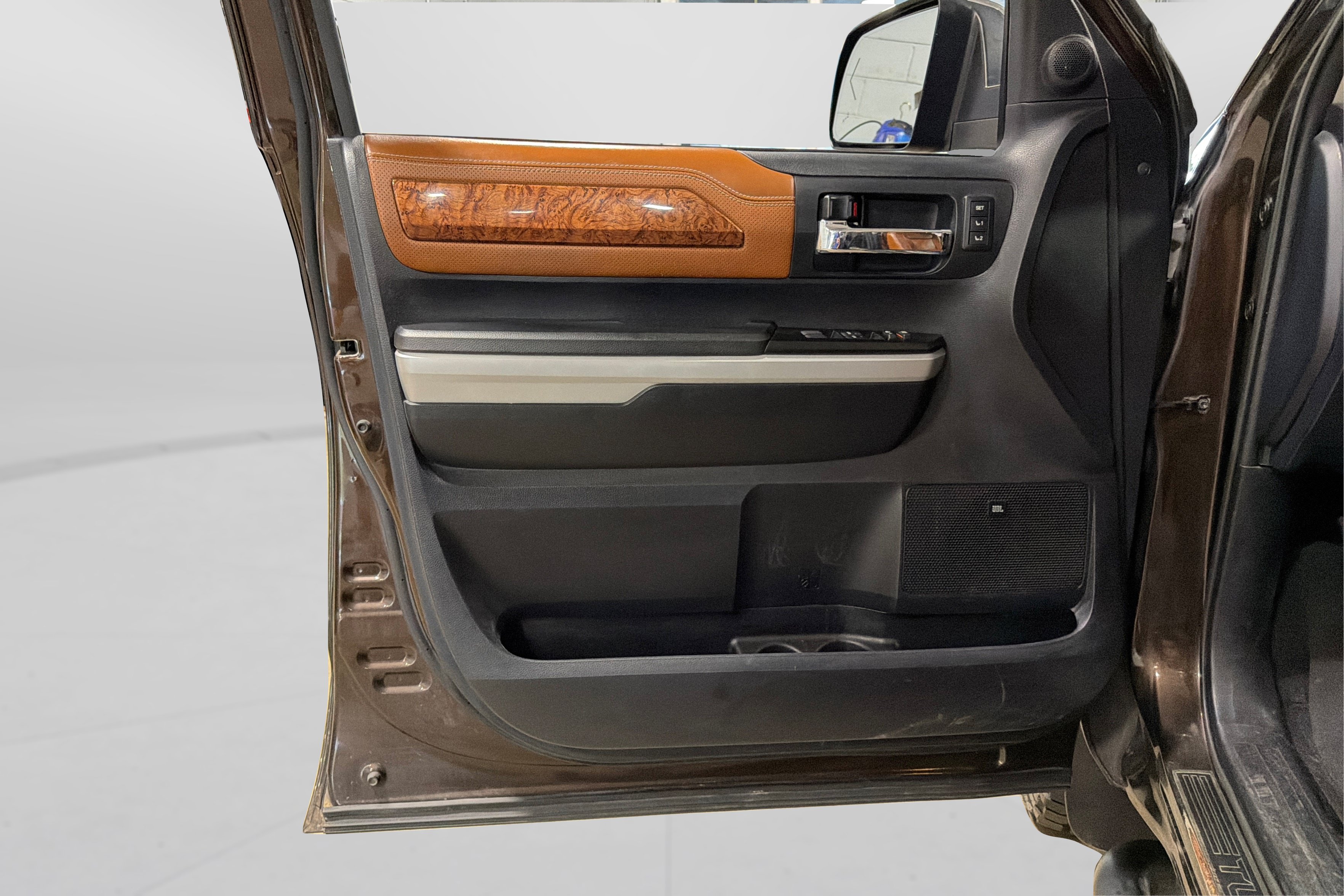 Used 2019 Toyota Tundra 1794 Edition AWD/4WD image 15