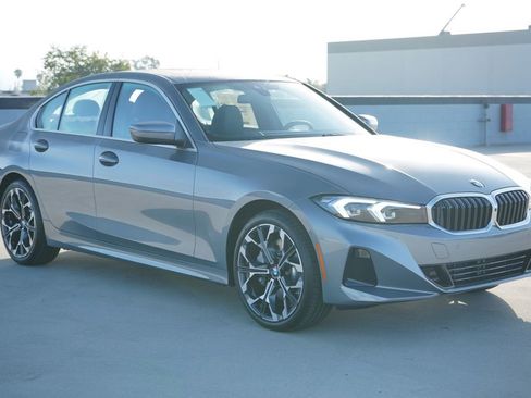 New 2026 BMW 330i xDrive Sedan w/ Premium Package AWD/4WD image 3