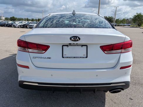 Used 2019 Kia Optima LX FWD image 6