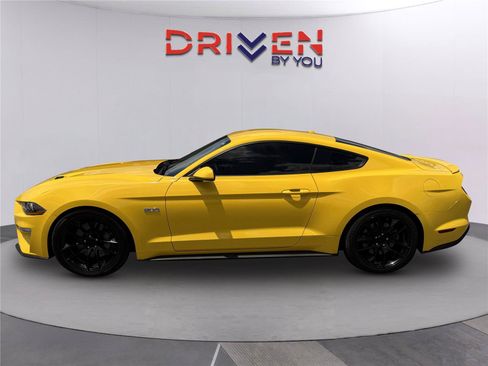 Used 2018 Ford Mustang GT w/ Equipment Group 301A RWD image 7