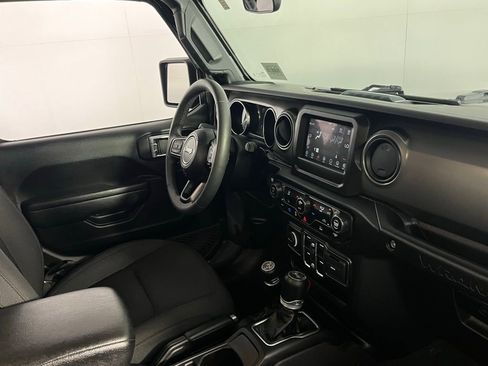 Used 2023 Jeep Wrangler Unlimited image 36