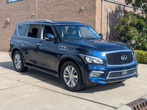 Used 2017 INFINITI QX80 4WD w/ Driver Assistance Package image 3