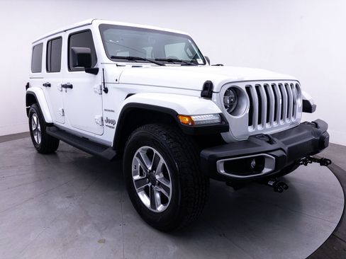 Used 2021 Jeep Wrangler Unlimited Sahara AWD/4WD image 14