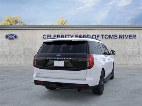 New 2025 Ford Expedition Active AWD/4WD image 8