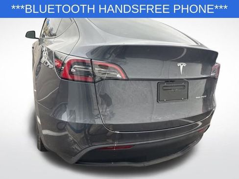 Used 2023 Tesla Model Y Long Range image 3