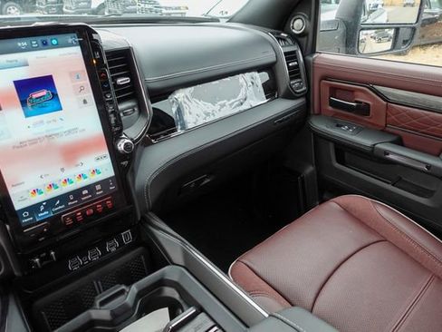 New 2026 RAM 2500 Limited image 28