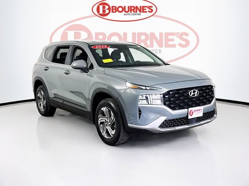 Used 2023 Hyundai Santa Fe SE image 1