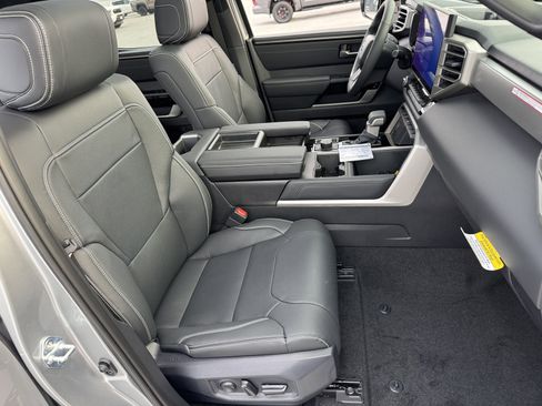 New 2026 Toyota Tundra Limited AWD/4WD image 8
