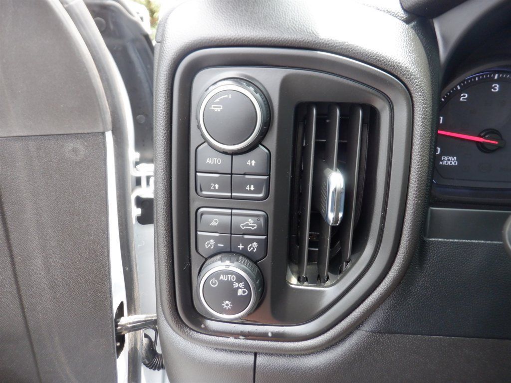 Used 2024 Chevrolet Silverado 3500 W/T w/ WT Convenience Package AWD/4WD image 21