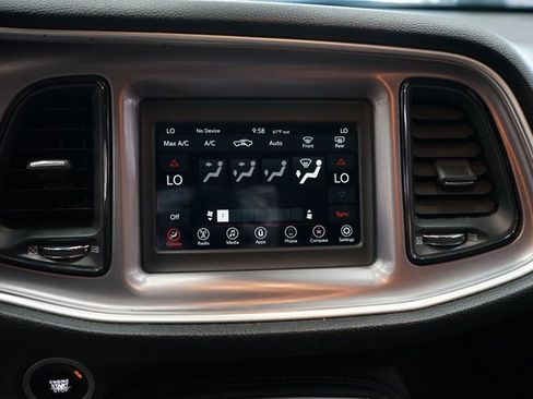Used 2019 Dodge Challenger SXT image 32