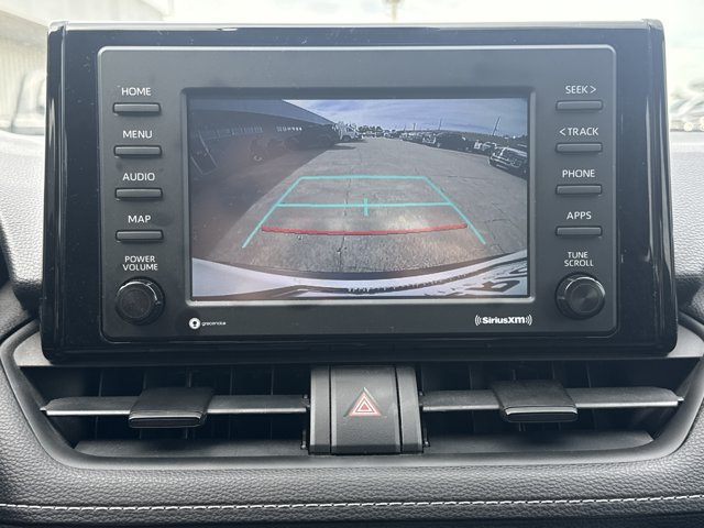 Used 2021 Toyota RAV4 LE FWD image 8