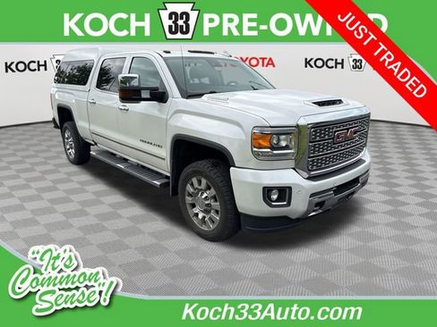 Used 2018 GMC Sierra 2500 Denali w/ Duramax Plus Package AWD/4WD image 1