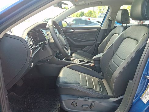 Used 2024 Volkswagen Jetta SEL FWD image 13