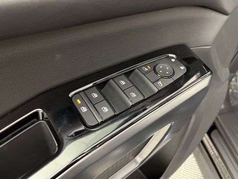New 2026 Nissan Pathfinder SL w/ SL Premium Package AWD/4WD image 32