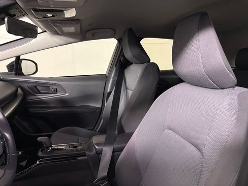 Used 2023 Toyota Prius LE FWD image 22