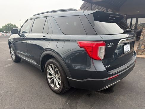 Used 2022 Ford Explorer XLT w/ Equipment Group 202A AWD/4WD image 22