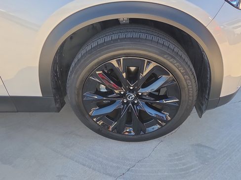 Used 2025 MAZDA CX-90 3.3 Turbo w/ Premium Sport Pkg image 7