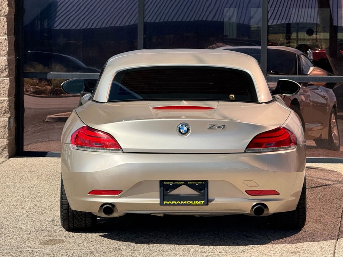Used 2011 BMW Z4 sDrive35i RWD image 12