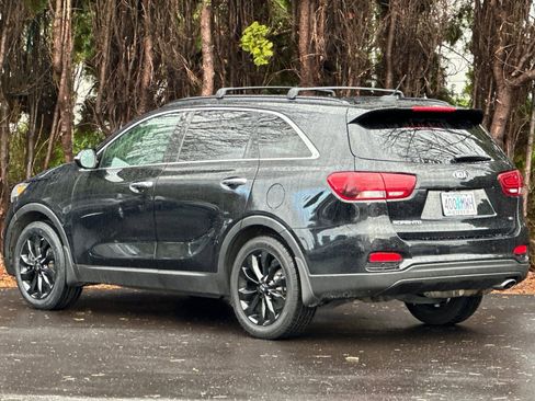 Used 2020 Kia Sorento S image 6