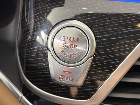 Used 2017 BMW 750i xDrive AWD/4WD image 23