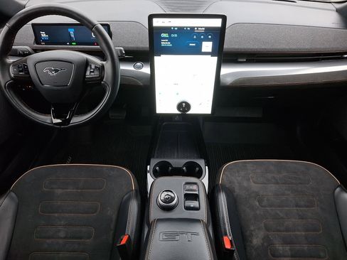 Certified 2022 Ford Mustang Mach-E GT image 15