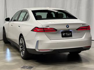 Used 2026 BMW 530i xDrive w/ Premium Package AWD/4WD video 4