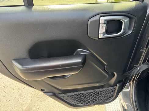Used 2020 Jeep Wrangler Unlimited Sport S AWD/4WD image 18