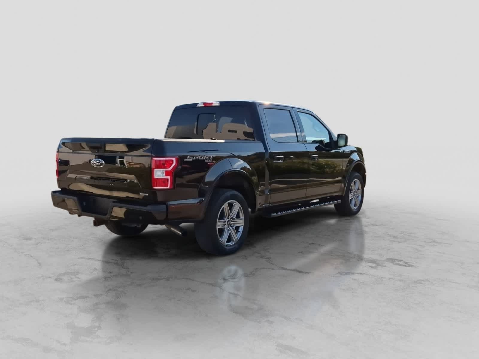 Used 2019 Ford F150 XLT w/ Equipment Group 302A Luxury AWD/4WD image 8