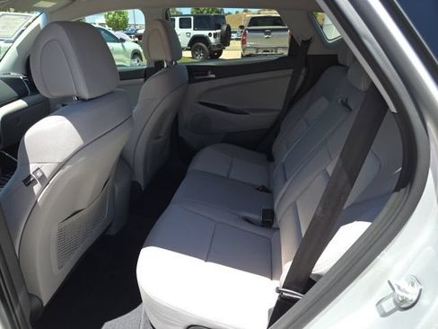 Used 2017 Hyundai Tucson SE w/ SE Popular Package 02 FWD image 13
